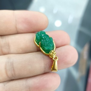 Pendentif Bouddha en Jade Plaqué Or avec Sertissage Bezel, Pendentifs Thématiques pour Usage Quotidien - Product Image 2