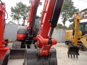 รถขุดขนาดเล็ก Kubota Kx080 8 ตัน มือสอง ได้รับการรับรองมาตรฐาน CE พร้อมอุปกรณ์เสริมสำหรับเจาะดิน มอเตอร์ปั๊มเกียร์-ไฮดรอลิกนำเข้า - Product Image 5