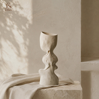Vase à fleurs en céramique nordique Jossin, blanc mat avec ligne dorée, sculpture organique pour la décoration de la maison et l'affichage artistique sur table