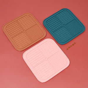 Nueva ventosa de alimentador lento de alta calidad para mascotas, almohadilla para lamer perros y gatos, alivio de la ansiedad, diseño antideslizante, alfombrilla para lamer de silicona - Product Image 3
