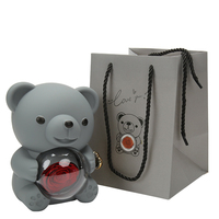 Nouveau coffret cadeau de bijoux d'ours Rose rotatif rouge préservé à chaud avec collier rond cadeaux pour femmes maman femme saint valentin