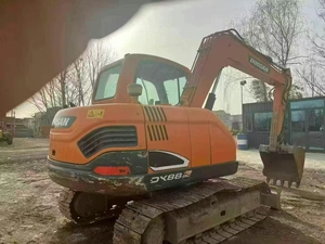 รถขุด DOOSAN DX88 8 ตัน มือสอง เครื่องยนต์ยันม่าร์ ปั๊มไฮดรอลิก Doosan Mottrol วาล์ว KYB ชั่วโมงการใช้งานต่ำ สภาพ 90% ปี 2023 พร้อมวิดีโอ - Product Image 2