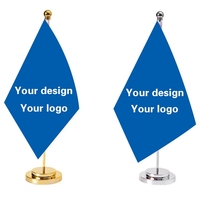 Drapeau en polyester et plastique en forme de diamant, style volant, imprimé par transfert thermique, personnalisable avec votre logo, 14x21cm, avec support de bureau.