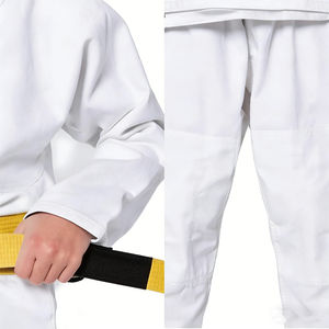<span class=keywords><strong>Kimono</strong></span> de karaté sur mesure - Uniforme traditionnel d'arts martiaux pour le kumite et le <span class=keywords><strong>kata</strong></span>, broderie personnalisée disponible - Product Image 6