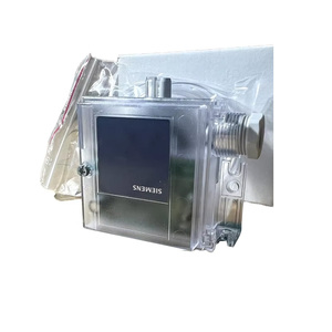 Sensor Diferencial de Aire de Plástico QBM3020 10, Pantalla de 0-1000 Pa, DC 0-10 V, Fácil Instalación para Sistemas de Aire Acondicionado - Product Image 3