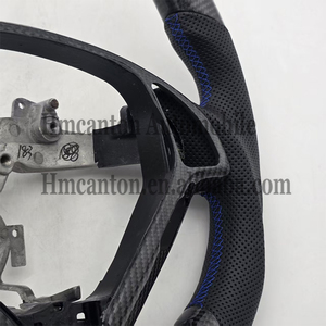 พวงมาลัยรถยนต์แบบมีรูพรุนทำจากคาร์บอนไฟเบอร์เหมาะสำหรับ Infiniti G27 G37 - Product Image 6