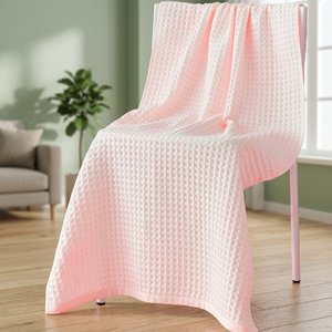Serviette de bain rectangulaire ORCHID en coton biologique gaufré rose, couleur unie, écologique, douce pour la peau, pour usage hôtelier, adulte - Product Image 1