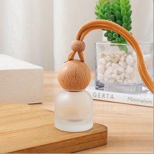 Direct Factory Sale Car Aromatherapy Hanging Glass <b>Bottles</b> for Perfume Coffee purple Orange <b>pink</b> clear - Product Image 4