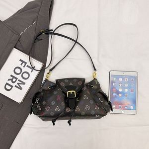 High-end Vintage <b>Magnetic</b> Snap PU <b>Material</b> Women's Style Crossbody Bag. Brand Designer Designs.2430 - Product Image 3