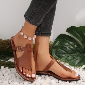 Nouvelles pantoufles d'été 2025 grande taille pour femmes, couleur unie, tissées, simples, pour la plage et le quotidien - Product Image 5