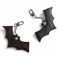 Porte-clés pendentif aile de chauve-souris en cuir végétalien, mini breloque de sac, porte-clés vampire, cadeau d'Halloween, souvenir de fête, pendentif de voiture