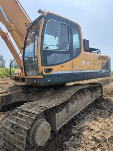 Excavatrice sur chenilles multifonctionnelle d'origine coréenne d'occasion Hyundai HX220HD Moteur Yanmar Pompe à engrenages à haut rendement Roulement 2023 - Product Image 3