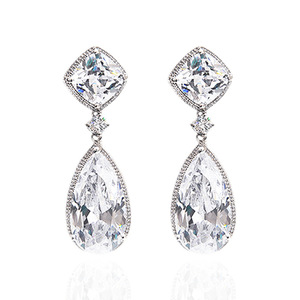 Orecchini Pendenti in Cristallo Lunasmona, Oro Bianco 925 Argento, Gioielli di Lusso da Sposa per Donna, Montatura a Griffe, Forma a Goccia d'Acqua - Product Image 5