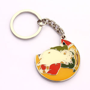 حلقة مفاتيح بتصميم قطة لطيفة شعبية، تذكار مخصص ثلاثي الأبعاد من سبائك الزنك المعدنية مع طلاء المينا الصلب والذهب - Product Image 1