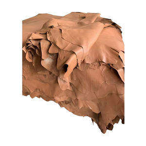 Cuero de vacuno suave y flexible, específicamente para prendas de vestir, chaquetas, guantes y accesorios de cuero de moda, suministro de materia prima - Product Image 1