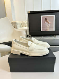 Mocassins noirs minimalistes en cuir véritable imperméables à semelle épaisse pour femmes, semelle extérieure en caoutchouc antidérapante, chaussures polyvalentes - Product Image 4