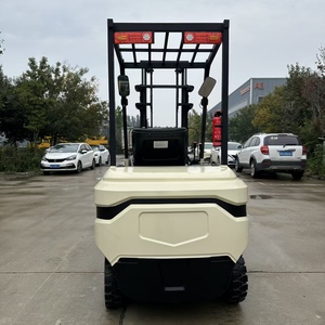 Chariot élévateur diesel 4x4 de 2,5 tonnes à mât bi-étages pour terrains accidentés, avec poste de conduite assis, pour la construction et l'agriculture - Product Image 2