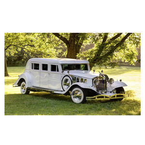 Voiture de limousine rétro pour la royauté, voiture classique antique pour le président, voiture rétro - Product Image 1