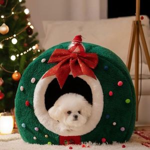 Cama para Gatos de Invierno, Linda y Lujosa, con Diseño de Dibujos Animados Navideños, con Relleno de Esponja Antideslizante y Ecológico para las Fiestas - Product Image 2