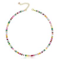 Collier artisanal géométrique arc-en-ciel, design original artistique, style minimaliste Instagram, élégant accessoire de trajet quotidien, collier de perles