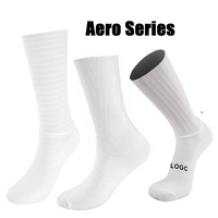 Chaussettes de cyclisme Summer Aero Bike Team Chaussettes de sport de course antidérapantes et respirantes Hommes Femmes Chaussettes de cyclisme personnalisées