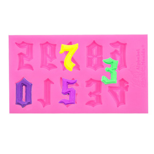 Juego de Moldes de Silicona para Manualidades con Letras del Alfabeto Inglés Mayúsculas y Minúsculas en Fuente Gótica y Números Arábigos - Product Image 4