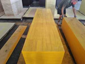 Tablero de Contrachapado de 3 Capas de 21 mm y 27 mm, <span class=keywords><strong>Panel</strong></span> Amarillo de Madera de Pino para Encofrado con Recubrimiento de Pegamento UV, <span class=keywords><strong>Panel</strong></span> de 3 Capas - Product Image 5