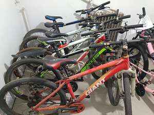 Vélo d'<span class=keywords><strong>occasion</strong></span> en alliage d'aluminium de 26 pouces et 27,5 pouces avec frein à disque et 24 vitesses, couleurs mélangées, légèrement abîmé - Product Image 5