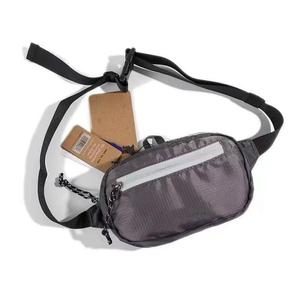 <span class=keywords><strong>กระเป๋า</strong></span>สะพายไนลอน <span class=keywords><strong>Patagonia</strong></span> สีแดงสุดเท่ สำหรับสีชมพูและสีฟ้า พร้อมสายคาดเอวปรับได้ <span class=keywords><strong>กระเป๋า</strong></span>คาดเอวสำหรับโยคะ กีฬา และสะพายข้าง ลายโลโก้ - Product Image 4