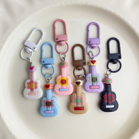 Gitar Mini Plastik Lucu Warna-warni Bunga Hati Alat Musik Kreatif Gantungan Tas Hadiah Promosi Gitar Mini Grosir
