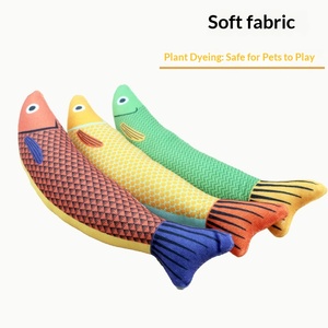 Giocattoli per Gatti in Peluche a Forma di Pesce con Erba Gatta, Resistenti ai Morsi, Interattivi - Product Image 3