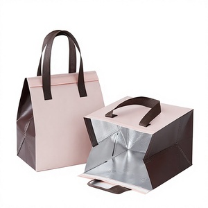 Sac isotherme imperméable de grande capacité en non-tissé avec motif lettres pour pique-nique et conservation des aliments - Product Image 3