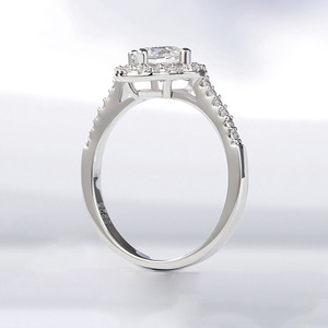 F1277 Anello di Fidanzamento da Donna con Diamante Naturale Taglio Brillante Classico e Montatura Halo - Product Image 6