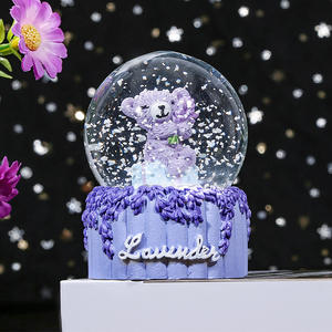 Mignon ours violet lavande brillant, mini boule de cristal, design de dessin animé, cadeau d'anniversaire pour enfants, ornement en résine de bureau pour étudiants, boîte en papier - Product Image 4