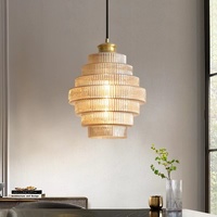 Lampe suspendue en verre minimaliste de style moderne et luxueux, style lustre LED pour bars, magasins de vêtements, salles à manger