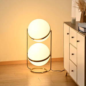 Lámpara de Pie LED Nórdica Plateada, Moderna, Minimalista, Posmoderna, de Hierro, para Dormitorio, Mesita de Noche, Esférica Blanca, Doble Redonda, Luz Blanca Cálida - Product Image 6