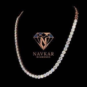 สร้อยคอเพชรโมอิสซาไนต์เงิน Navkar Diamonds ทรงกลมเจียระไนแบบบริลเลียนท์ ประดับขอบแบบ Bezel Setting สร้อยคอหรูหราสำหรับผู้หญิง เหมาะสำหรับงานแต่งงาน - Product Image 5