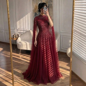 Abito da sera Serene Hill LA72386A con collo alto, maniche a mantella e ricami di paillettes, elegante abito da festa per donna 2026 - Product Image 2