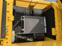 Excavatrice sur chenilles longues Komatsu PC240LC d'occasion en bon état