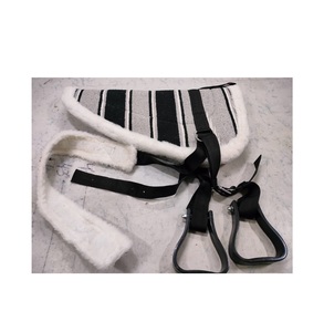 Silla de montar clásica de cuero estilo western diseñada para rodeo, equitación de sendero y prácticas ecuestres tradicionales en todo el mundo. - Product Image 1