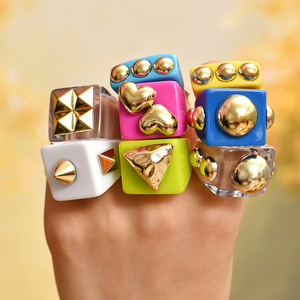 Anillo de Dedo D1030 de Resina Colorida con Diseño Geométrico Cuadrado, Estilo <span class=keywords><strong>Punk</strong></span>, para Hombre y Mujer, Accesorios de Joyería - Product Image 2