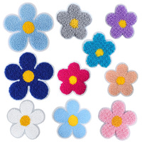 Patch brodé en chenille motif fleur mignonne, thermocollant, en tissu éponge, motif marguerite, pour vêtements, chapeaux, sacs, décoration DIY