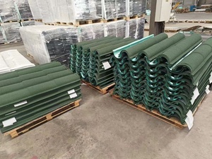 Tôle de toiture en métal galvanisé ondulé revêtu de pierre avec grande pignonnière circulaire à vendre - Product Image 3