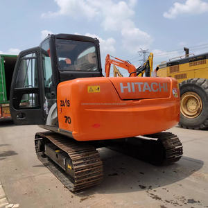 Petite pelleteuse d'occasion bon marché HITACHI ZX70 7 tonnes - Product Image 6