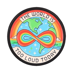 Spilla in smalto 'Il mondo è troppo rumoroso oggi' con simbolo Arcobaleno Terra e Infinito, stile cartone animato, distintivo da borsa e da risvolto, gioiello regalo per amici - Product Image 1
