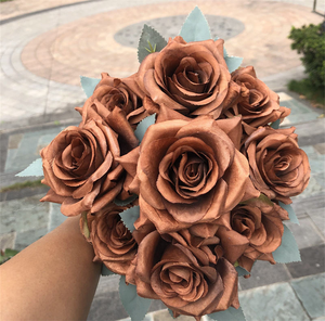 Bouquet de roses artificielles orange brûlé fait main, 9 têtes, fleurs en soie au toucher réel pour la décoration de mariage, de maison ou de fête - Product Image 2