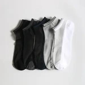 VK621-Summer invisible respirant contracté mâle boatsocks bas de soie d'absorption de sueur chaussettes de couleur pure en gros