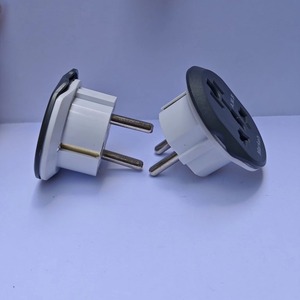 อะแดปเตอร์แปลงไฟอเนกประสงค์ T168 100-240V AC แบบ All-in-One วัสดุ ABS สำหรับใช้งานทั่วโลก - Product Image 4