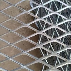 Hot Dipped Galvanized Crimped Square Hole Steel Mesh <b>Black</b> Expanded Metal <b>Sheet</b> for Walkway Platform Safety Fence - Product Image 2