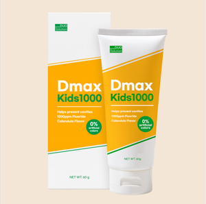 Pasta de dientes DUO Solution Dmax Kids 1000 Step, certificada orgánica, fórmula 10-Free, segura para tragar, para niños de 6 meses en adelante. - Product Image 2